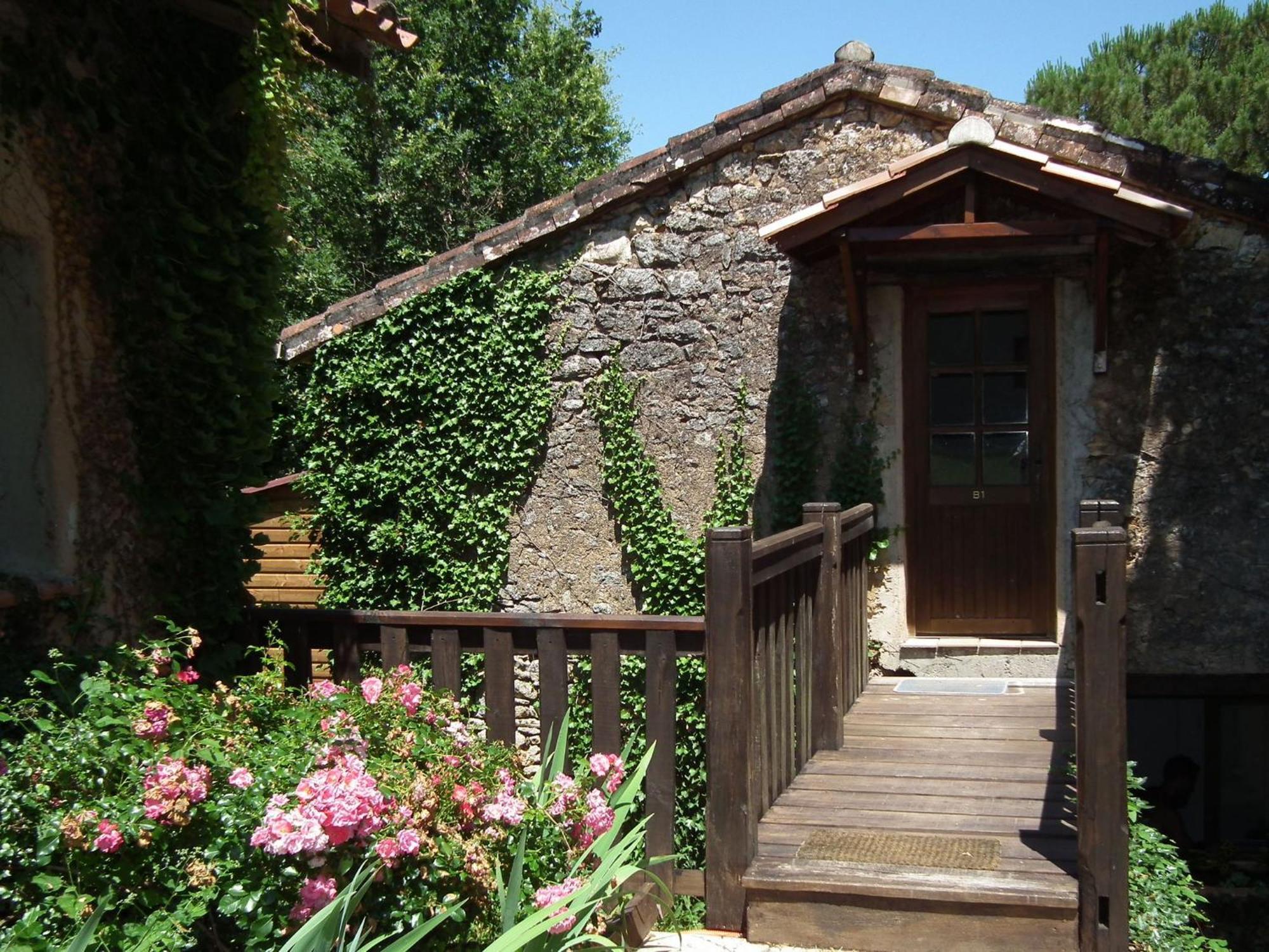 Domaine De Gavaudun Villa Dış mekan fotoğraf